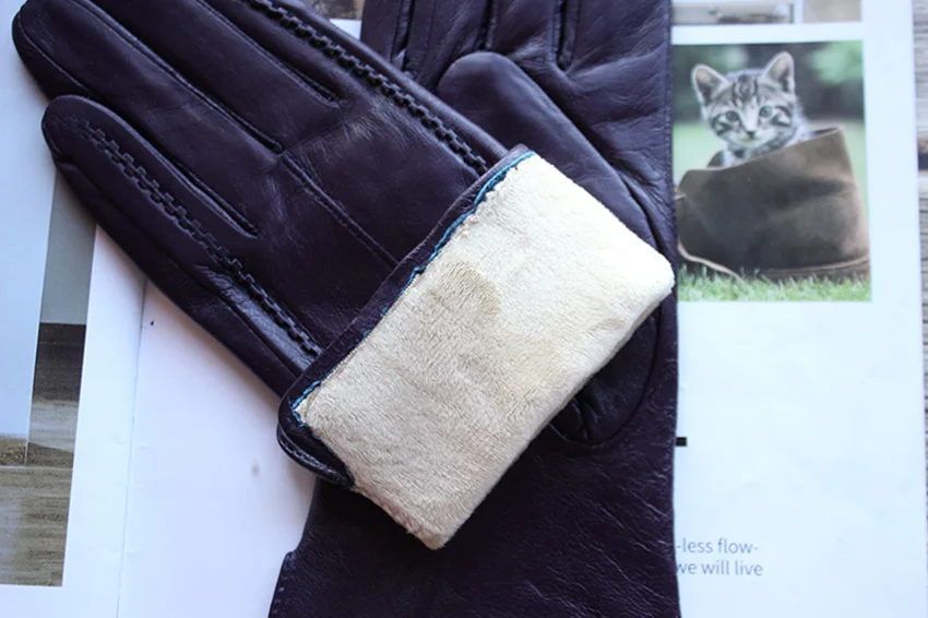 Women's Colored Leather Gloves Fashion Striped Style with Velvet Lining Warm Autumn Winter Sheepskin Finger Gloves