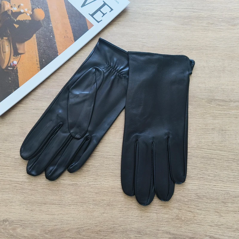 Men's Thin Sheepskin Leather Gloves Summer Outdoor Sunscreen for Cycling And Driving