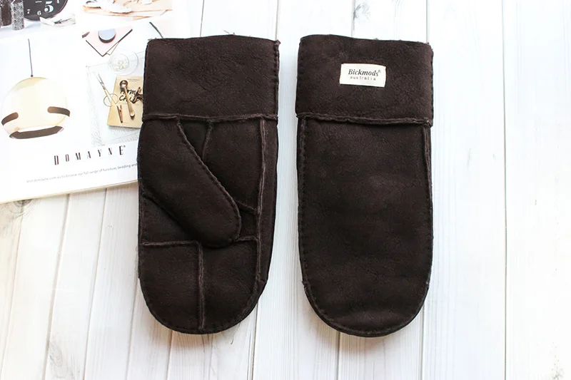 Men's Winter Warm Sheepskin Fur Mittens Thickened Windproof Cold-Proof Wool Lined Leather Gloves for Cold Weather Protection