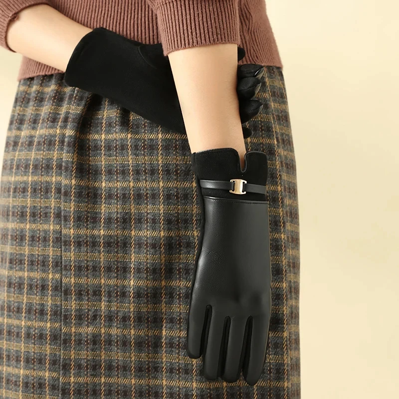 1 Pair of Gloves for Women in Winter Fleece-Lined to Heattech and Touch Screen Pu Elegant and Exquisite Cycling Driving Gloves