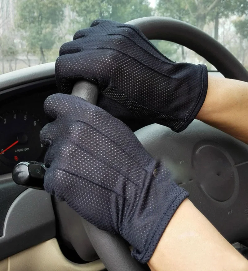 Men Summer Sports Fitness Non-slip Cycling Sunscreen Short Sun Mittens Thin Cotton Breathable Touch Screen Driving Gloves L20