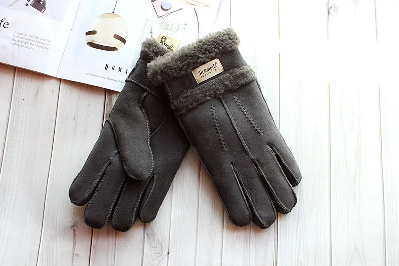 Winter Warm Sheepskin Fur Gloves Men Thickened Outdoor Motorcycle Riding Windproof and Cold-Proof Leather Points Wool