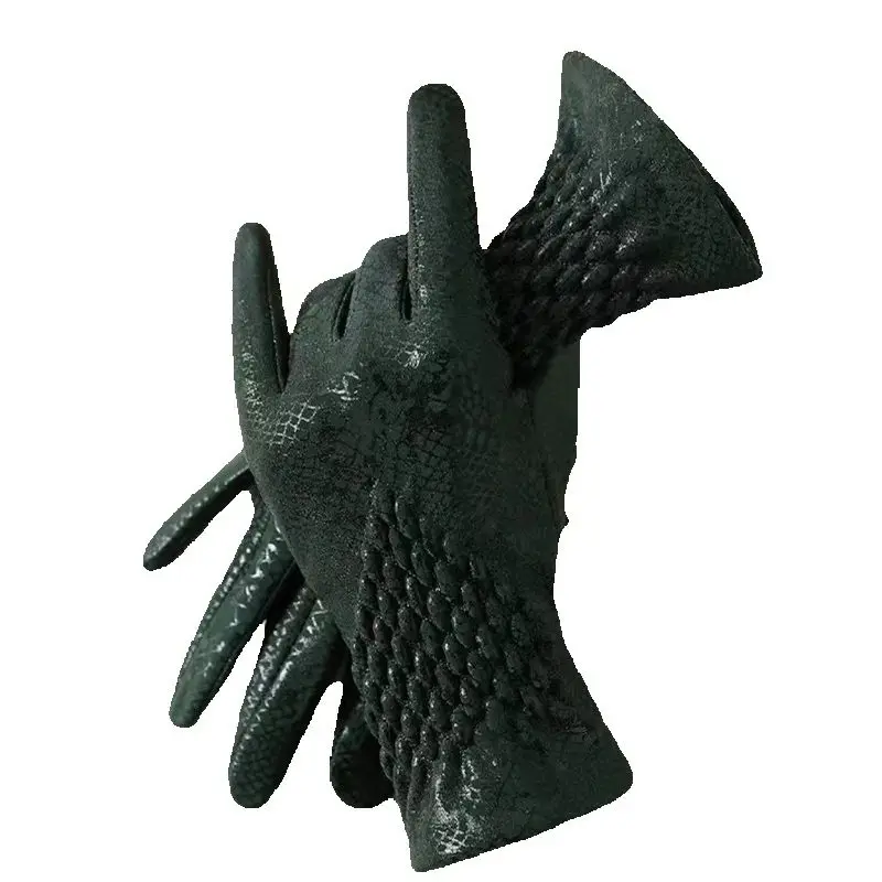 Women's Winter Velvet Keep Warm Gloves Fashion Snake Skin Pattern Touchable Screen Fingered Elasticity Windproof Cycling Gloves