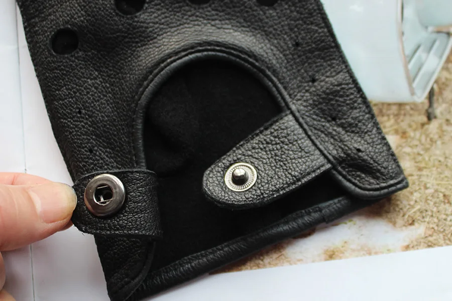 Car Driving Deerskin Leather Fingerless Gloves Men's Short Fashion Hollow Summer Sports Fitness Motorcycle Riding Half Finger