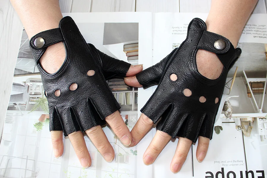 Car Driving Deerskin Leather Fingerless Gloves Men's Short Fashion Hollow Summer Sports Fitness Motorcycle Riding Half Finger