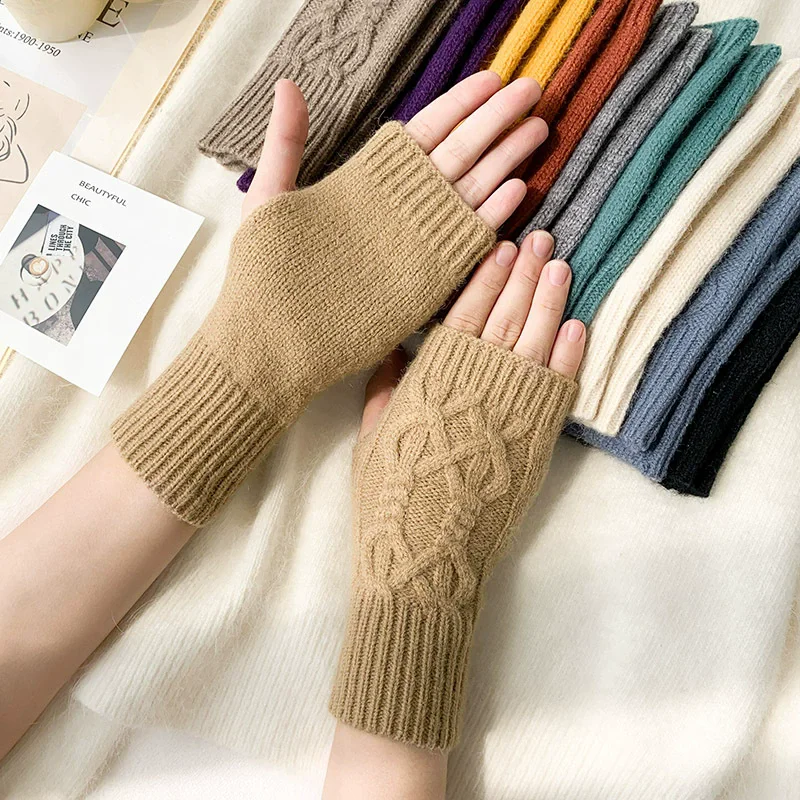 NEW Women Hand Warmer Winter Gloves Fashion Knitting Faux Wool Mitten Warm Fingerless Glove Gants Femme Women Gloves