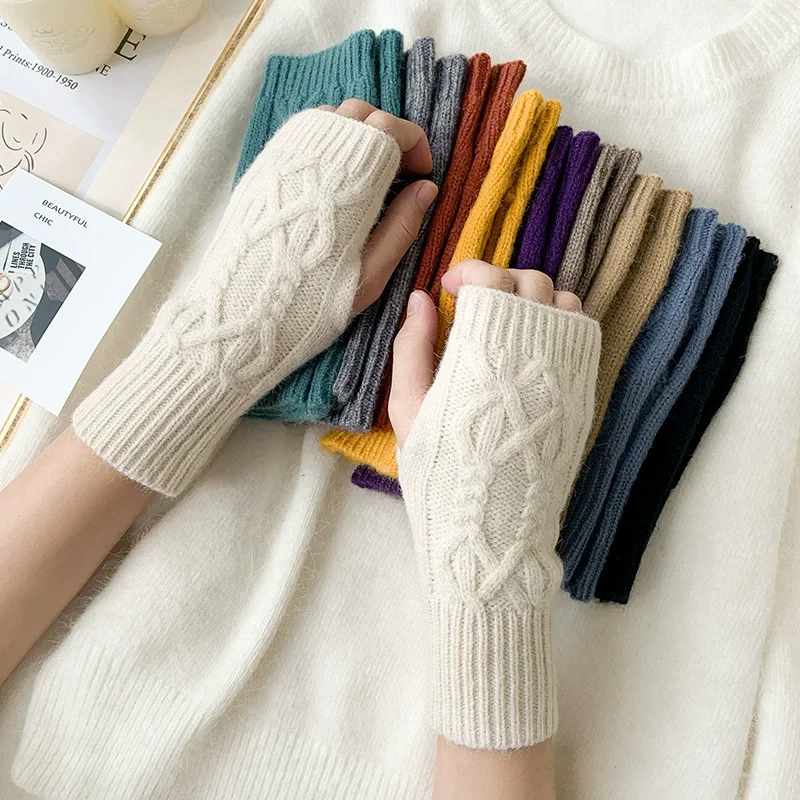 NEW Women Hand Warmer Winter Gloves Fashion Knitting Faux Wool Mitten Warm Fingerless Glove Gants Femme Women Gloves