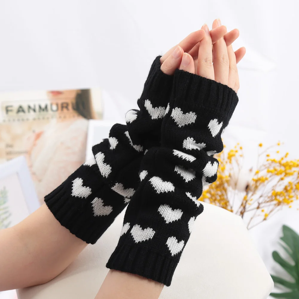 New Women Kawaii Lolita Arm Sleeve for Girl Arm Crochet Knitting Gothic Heart Warm Fingerless Warmer Autumn Winter Gloves