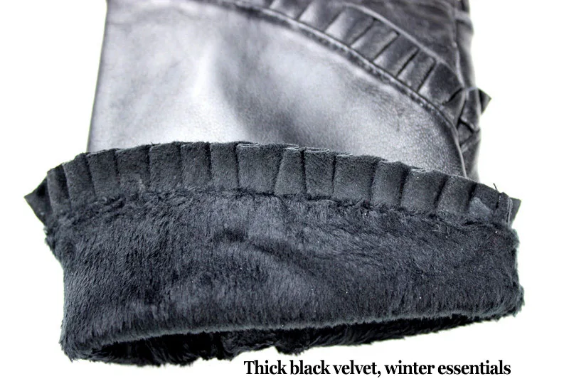 Women's Half Finger Leather Gloves Fashion Four Seasons Driving Wrinkle Style Sheepskin Gloves Outdoor Sports Cycling Anti Slip