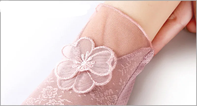 Sexy Summer Women UV Sunscreen Short Sun Female Gloves Fashion Ice Silk Lace Driving Of Thin Touch Screen Lady Gloves G02E