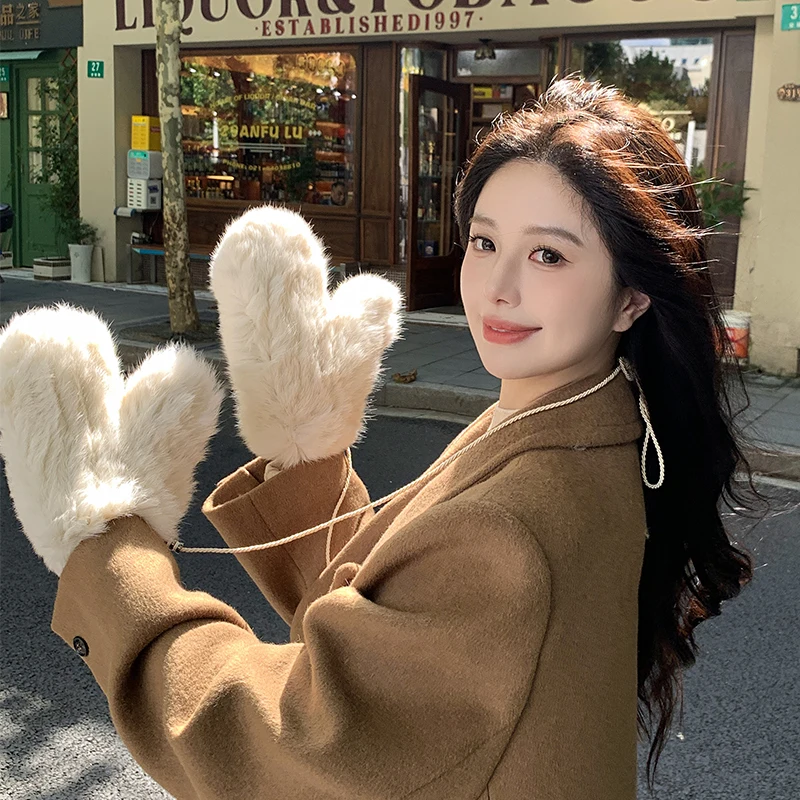 Winter Women Real Rabbit Fur Gloves 100% Natural Thick Style Rabbit Fur Mittens Outdoor Girls Keep Warm Hand Knitted Fur Glove