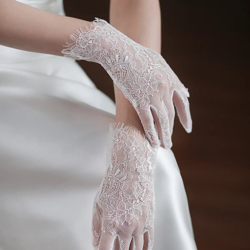 Women White Lace Thin Floral Embroidery Long Aesthetic Gloves High Quality Breathable Soft Etiquette Stage Performance