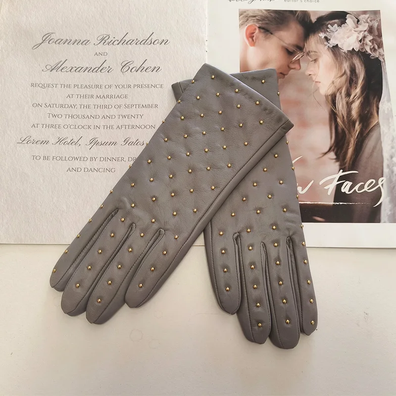 New Women's Sheepskin Gloves Leather Fashion Belt Rhinestone Warm Velvet Lining Gloves Winter