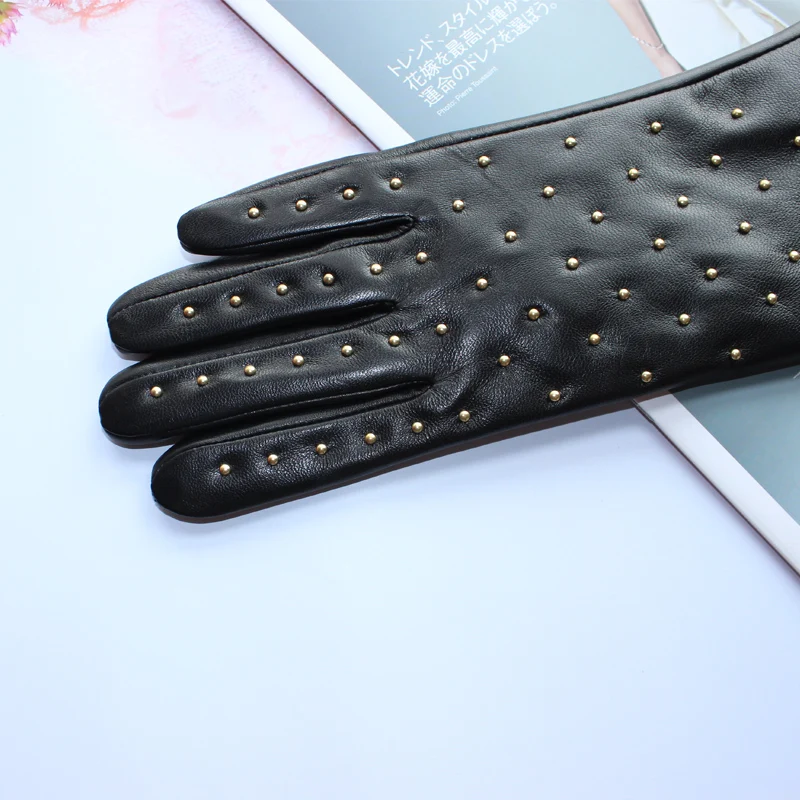 New Women's Sheepskin Gloves Leather Fashion Belt Rhinestone Warm Velvet Lining Gloves Winter