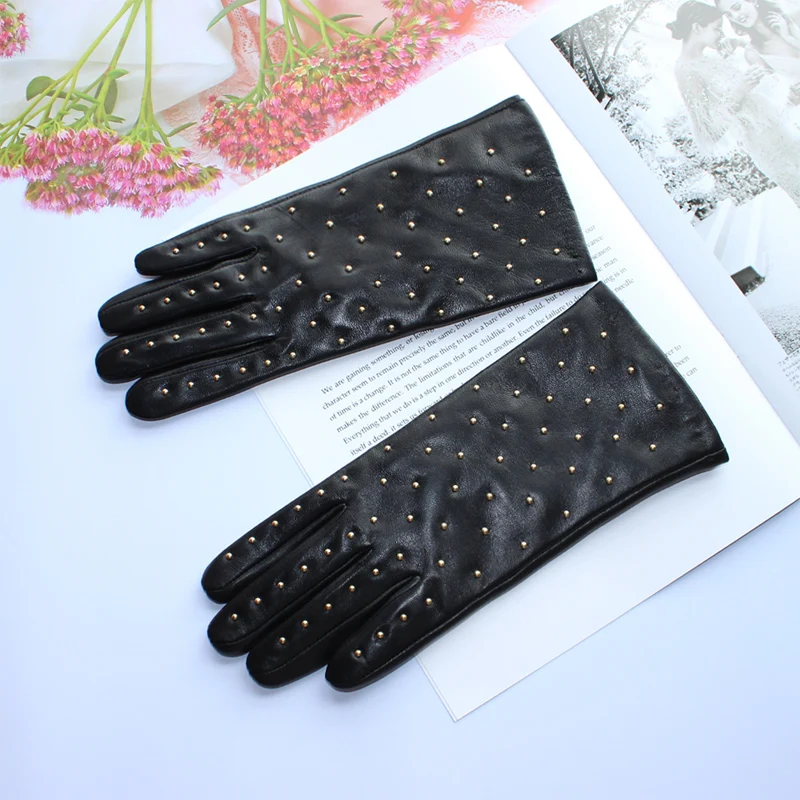 New Women's Sheepskin Gloves Leather Fashion Belt Rhinestone Warm Velvet Lining Gloves Winter