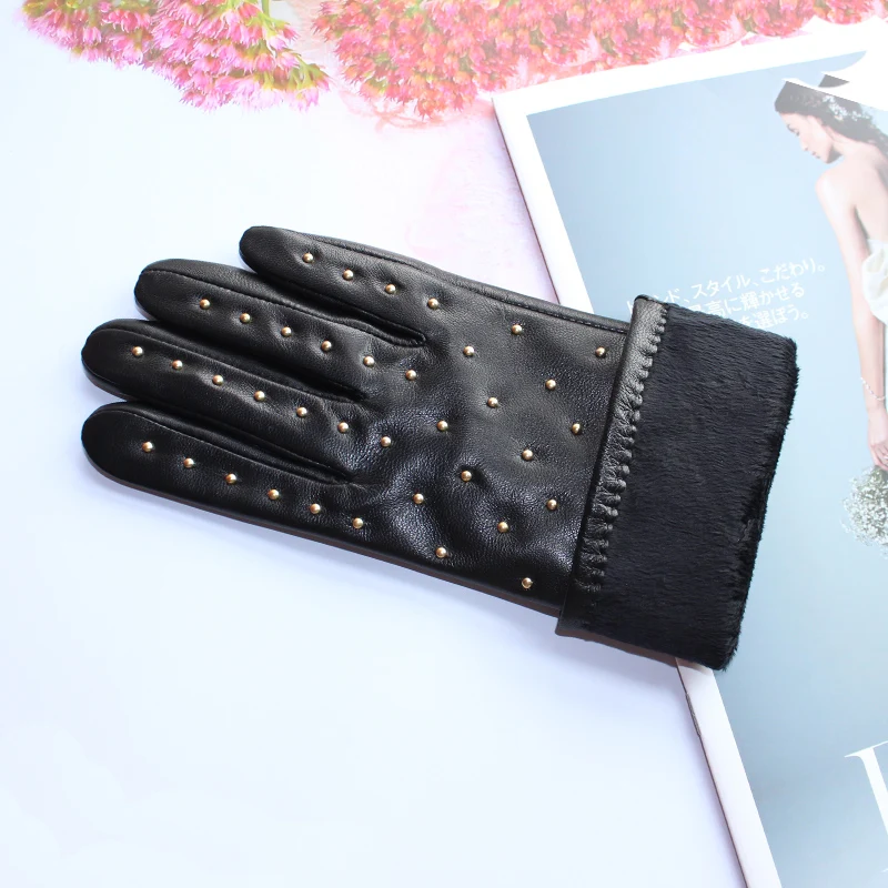 New Women's Sheepskin Gloves Leather Fashion Belt Rhinestone Warm Velvet Lining Gloves Winter