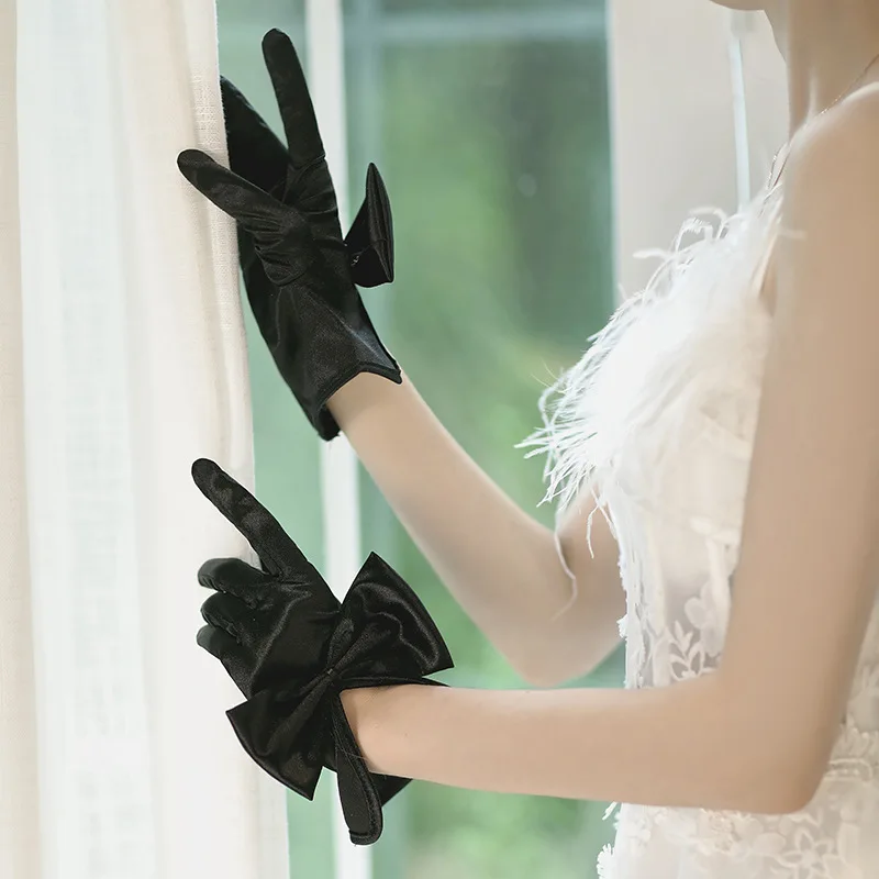 Korean Female Short Thin Bow Cutout Party Dress Gloves Women Summer Spandex Satin Elastic Anti-UV Sunscreen Driving Mittens K57