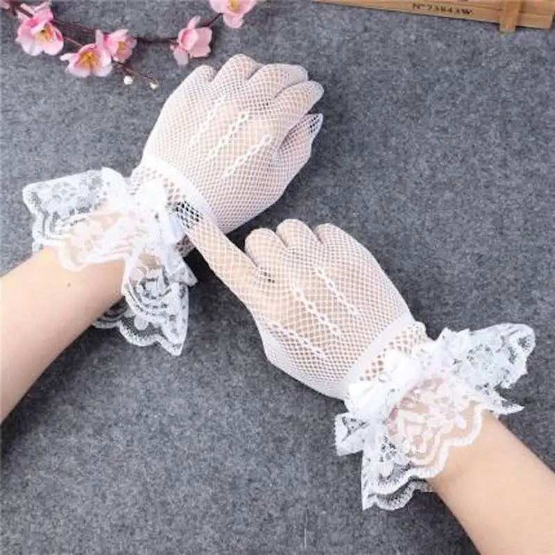 Fashion Elegant Ladies Short Lace Gloves Sheer Fishn Net Black White Prom Party Gloves Female's Fashionable Soild Color Mittens