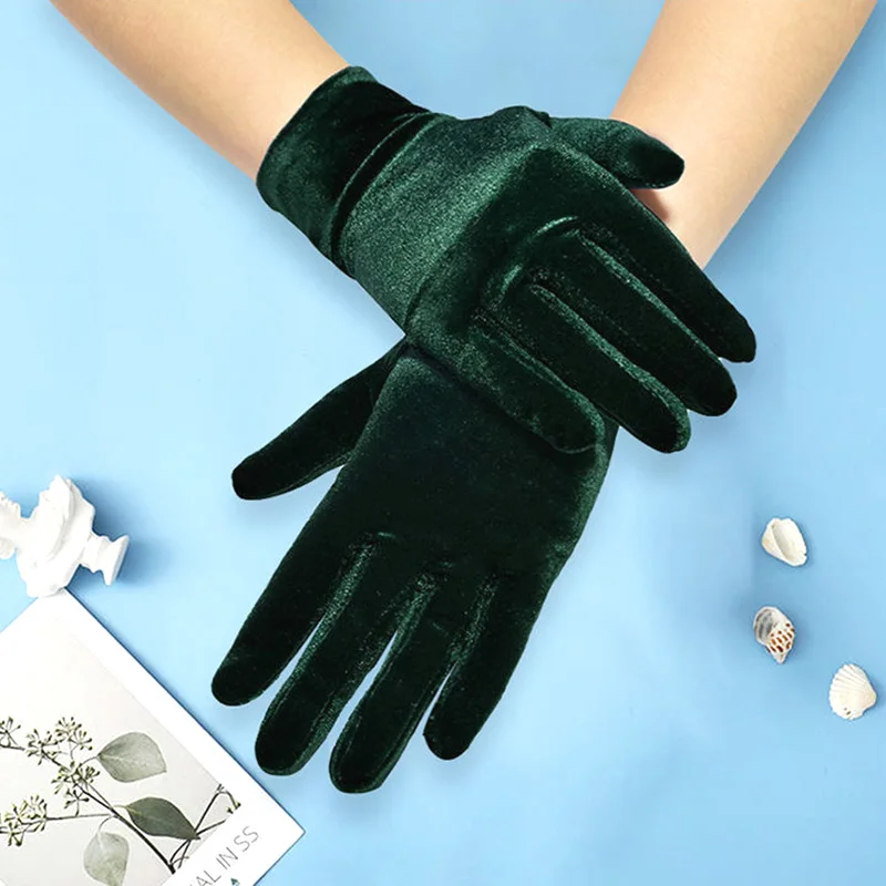 Autumn Winter Short Opera Velvet Gloves for Women Flapper Stretchy Wrist Length Banquet Gloves Tea Wedding Party Costume Gloves