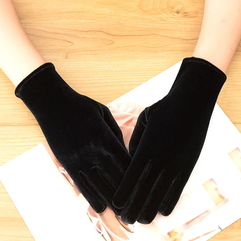 Autumn Winter Short Opera Velvet Gloves for Women Flapper Stretchy Wrist Length Banquet Gloves Tea Wedding Party Costume Gloves