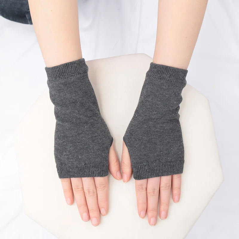 Anime Women Short Fingerless Gloves Cosplay Mitten Unisex Oversleeve Arm Warmer Men's Fashion Warm Cuff Gloves Cosplay Accessory