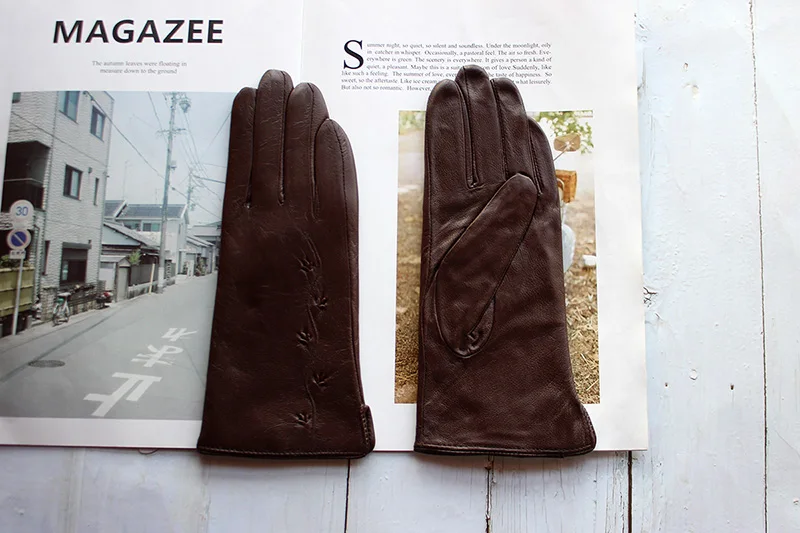 Colorful Leather Gloves Women Fashion Simple Style Velvet Lining Autumn Winter Warm Ladies Sheepskin Finger Gloves