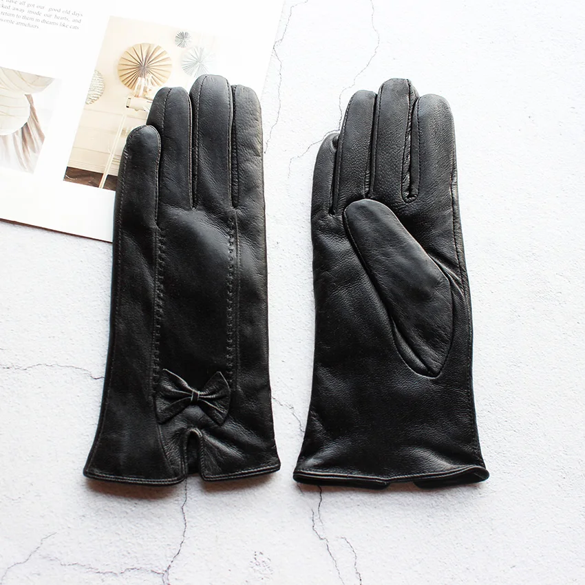 Colorful Leather Gloves Women Fashion Simple Style Velvet Lining Autumn Winter Warm Ladies Sheepskin Finger Gloves