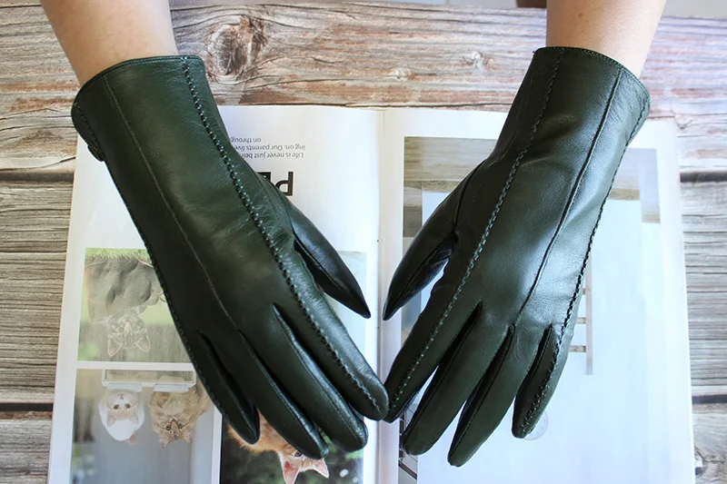 Colorful Leather Gloves Women Fashion Simple Style Velvet Lining Autumn Winter Warm Ladies Sheepskin Finger Gloves
