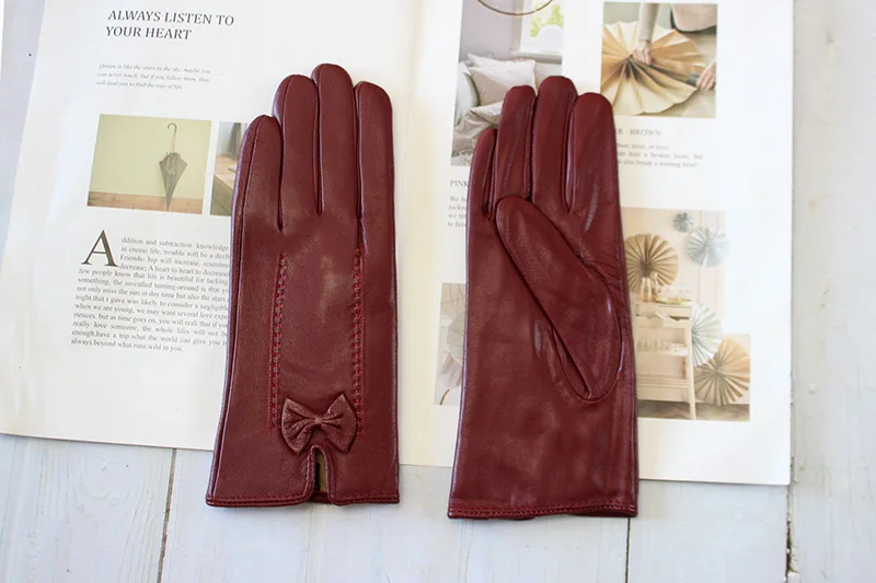 Colorful Leather Gloves Women Fashion Simple Style Velvet Lining Autumn Winter Warm Ladies Sheepskin Finger Gloves