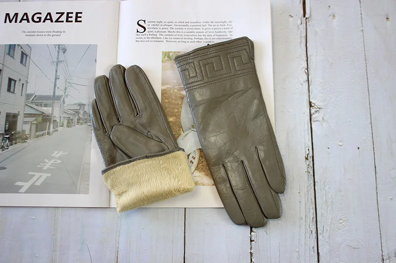 Colorful Leather Gloves Women Fashion Simple Style Velvet Lining Autumn Winter Warm Ladies Sheepskin Finger Gloves
