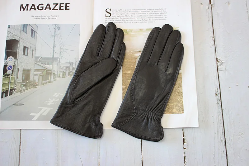 Colorful Leather Gloves Women Fashion Simple Style Velvet Lining Autumn Winter Warm Ladies Sheepskin Finger Gloves