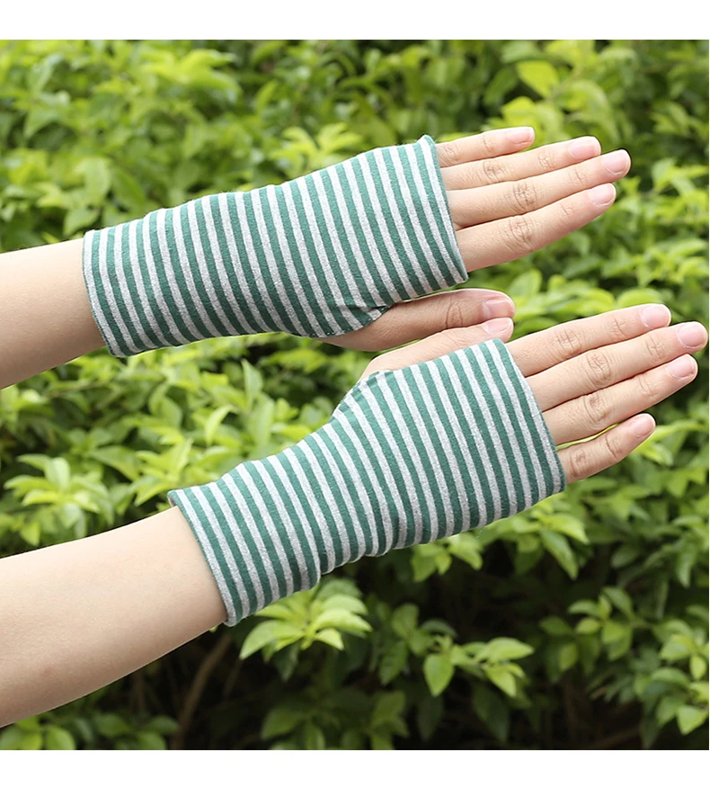 Short Fingers Striped Half Finger Gloves Unisex Sun Protection Pure Drive and Ride Fingerless Style Warm Fashionable Gloves
