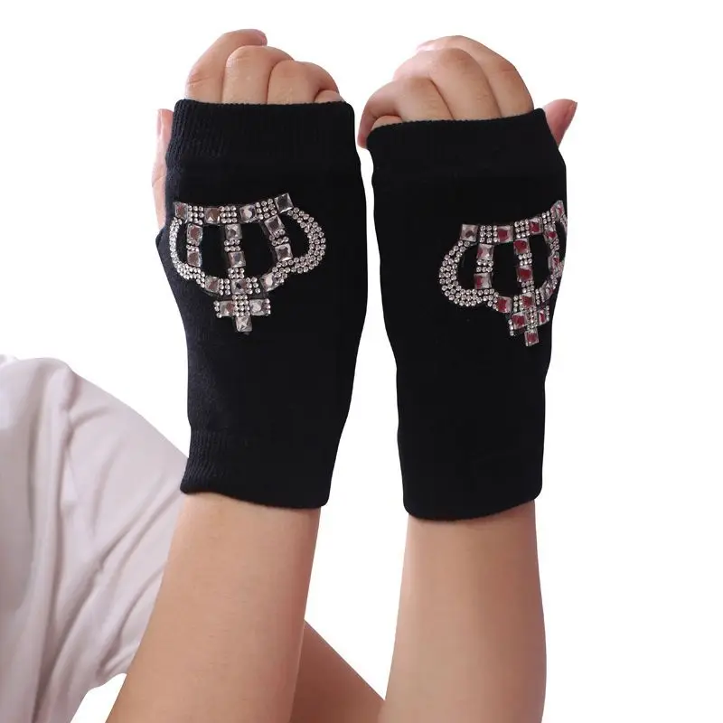 Fashion Rhinestone Rivet Crown Gothic Punk Adult Cool Fingerless Gloves Women Men Black Knitted Half Finger Winter Warm Mittens