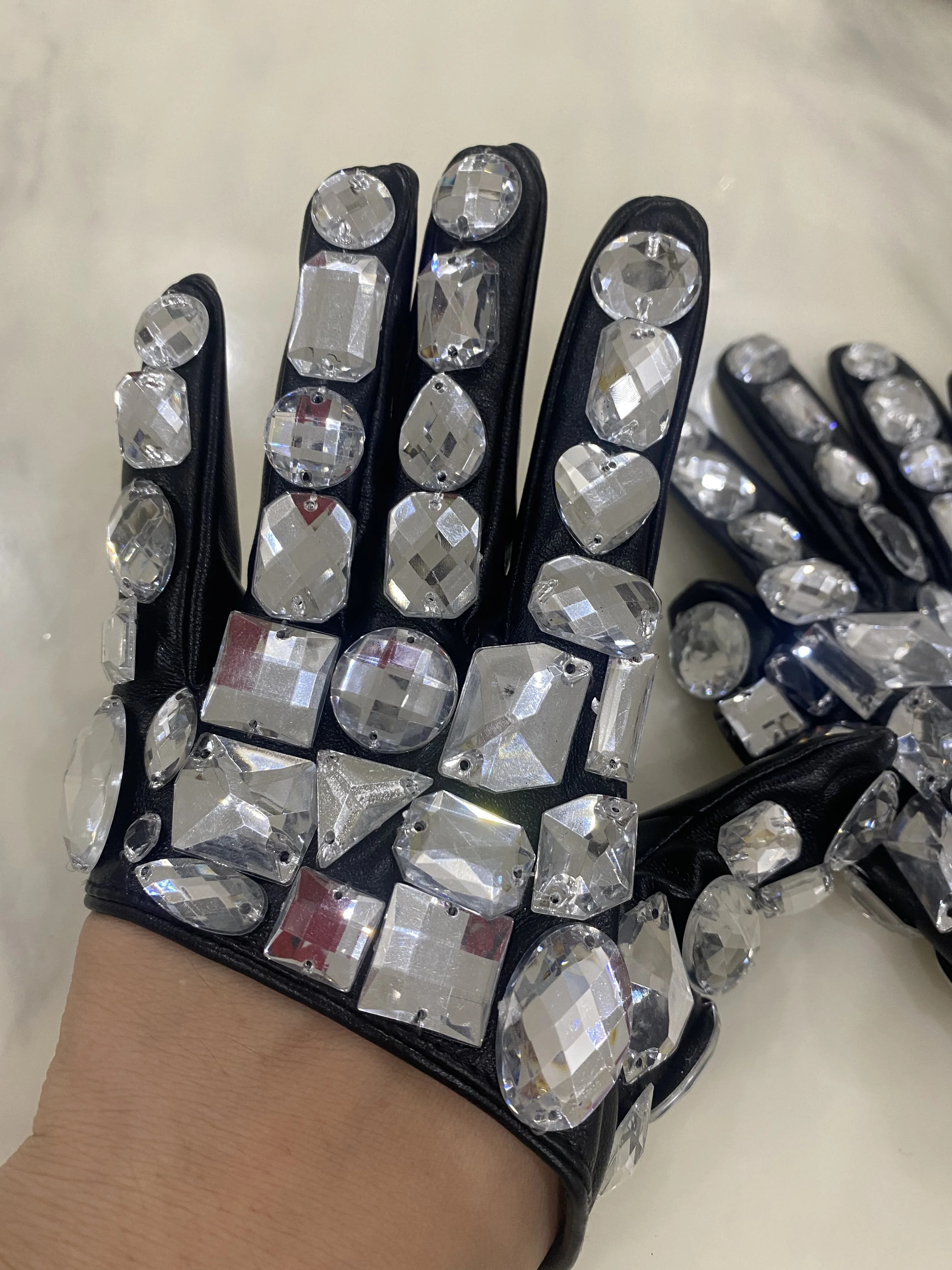 Women's fashion semi-finger faux PU  leather sexy fingerless heart cut out rhinestone gloves lady's hip-hop dance  gloves