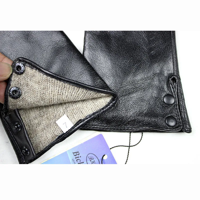 Winter Warm Leather Gloves for Women Fashion Button Style with Thin Wool And Velvet Lining Outdoor Cycling Gloves