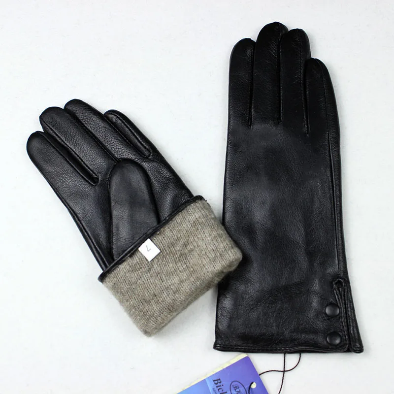 Winter Warm Leather Gloves for Women Fashion Button Style with Thin Wool And Velvet Lining Outdoor Cycling Gloves