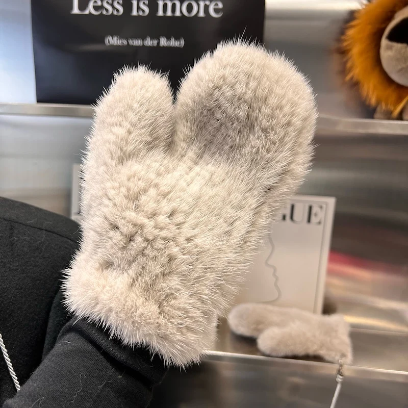 Winter Real Mink Fur Gloves Fashion Soft Warm 100%Natural Mink Fur Gloves Lady Good Elastic Genuine Fur Gloves Knitted Fur Glove