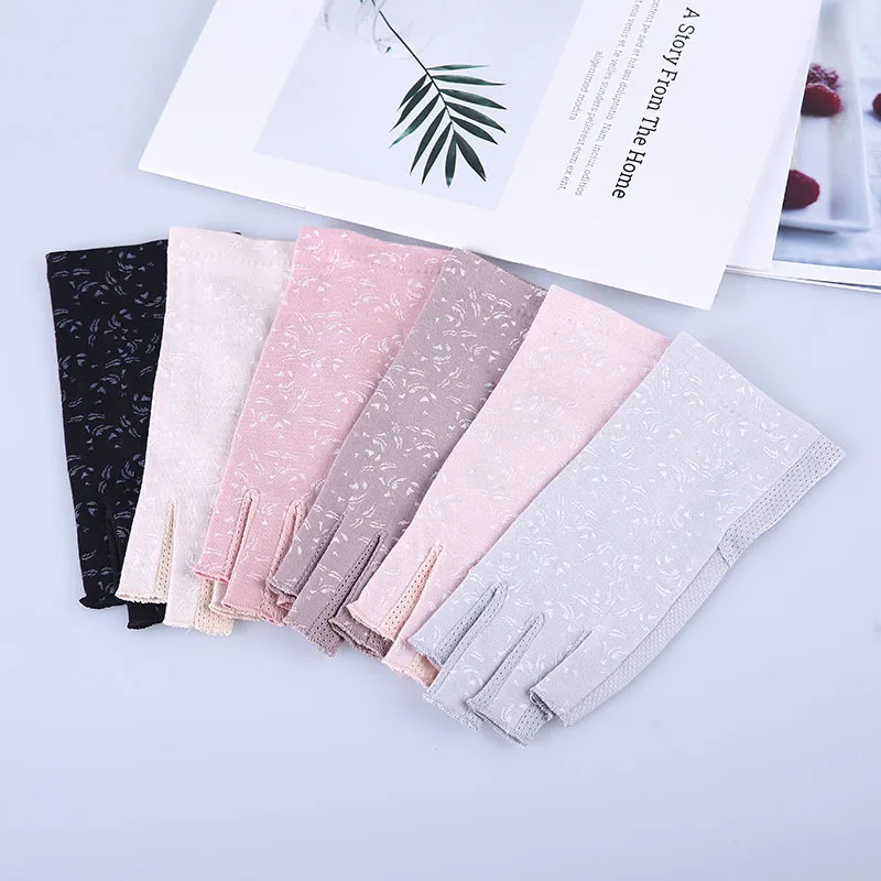 New Fashion Women's Cotton Dot Summer Fingerless Half Finger Anti-Skid Sun Protection Printing anti-UV Thin Short Driving Gloves