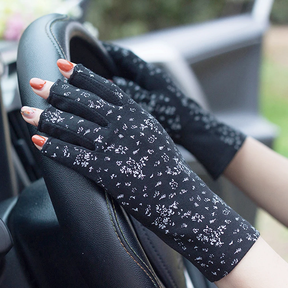New Fashion Women's Cotton Dot Summer Fingerless Half Finger Anti-Skid Sun Protection Printing anti-UV Thin Short Driving Gloves