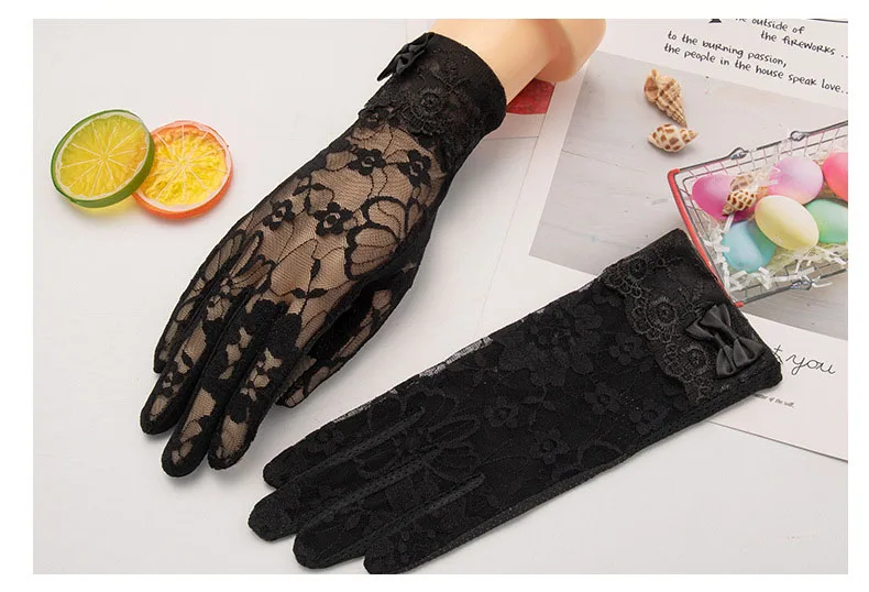Lady Anti-Slip Breathable Sunscreen Gloves Women Summer Ice Silk Lace Anti-UV Elegant Thin Electric Car Driving Mittens