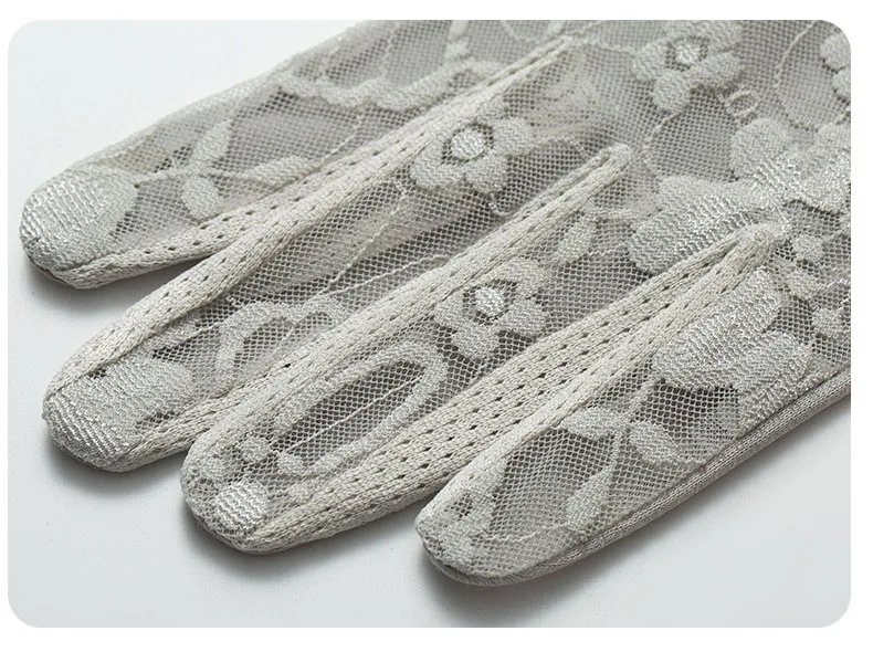 Lady Anti-Slip Breathable Sunscreen Gloves Women Summer Ice Silk Lace Anti-UV Elegant Thin Electric Car Driving Mittens