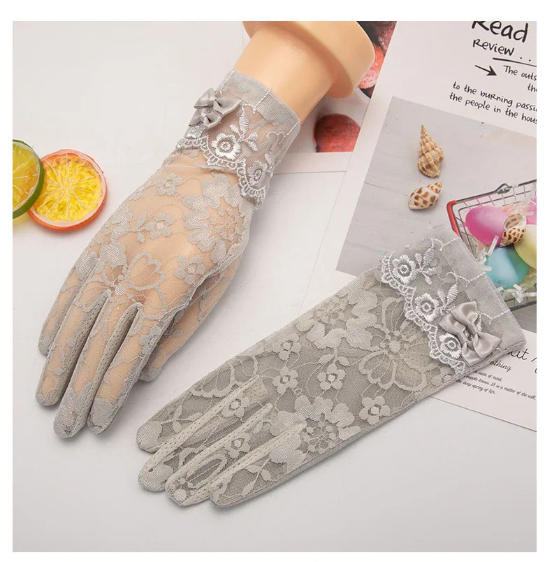 Lady Anti-Slip Breathable Sunscreen Gloves Women Summer Ice Silk Lace Anti-UV Elegant Thin Electric Car Driving Mittens