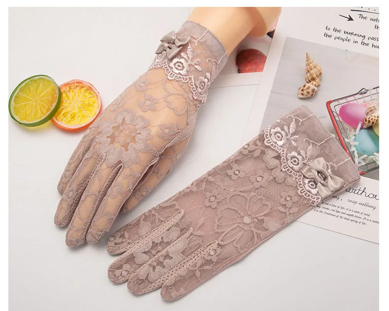 Lady Anti-Slip Breathable Sunscreen Gloves Women Summer Ice Silk Lace Anti-UV Elegant Thin Electric Car Driving Mittens