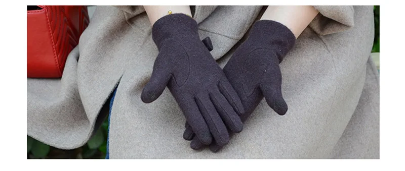 Fashion Elegant Female Wool Knit Embroidery Touch Screen Gloves Winter Women Warm Cashmere Full Finger Bow Dotted Gloves C21