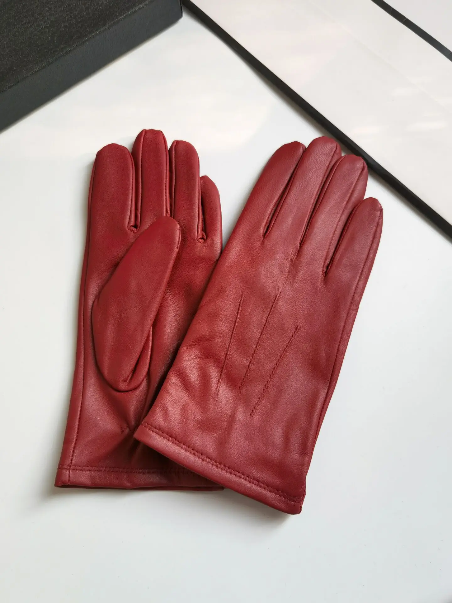 2026 Elegant Fashion Driving Gloves Genuine Real Goat Leather Gloves Women Fashion Winter Autumn Short Mittens G600