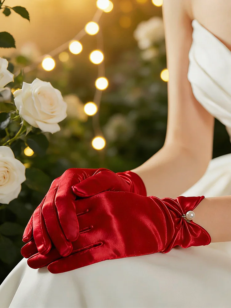 Bridal Gloves 1 Pair Wedding Dress Satin Short Style Elegant Black Retro White Red Wedding Silk Gloves