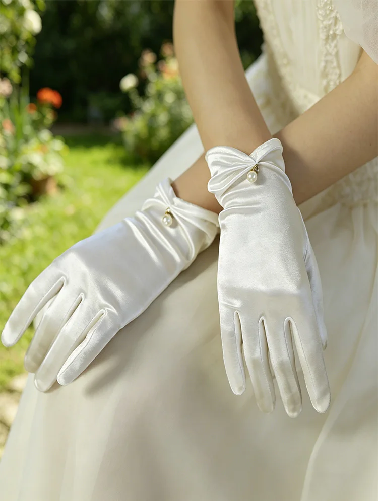 Bridal Gloves 1 Pair Wedding Dress Satin Short Style Elegant Black Retro White Red Wedding Silk Gloves