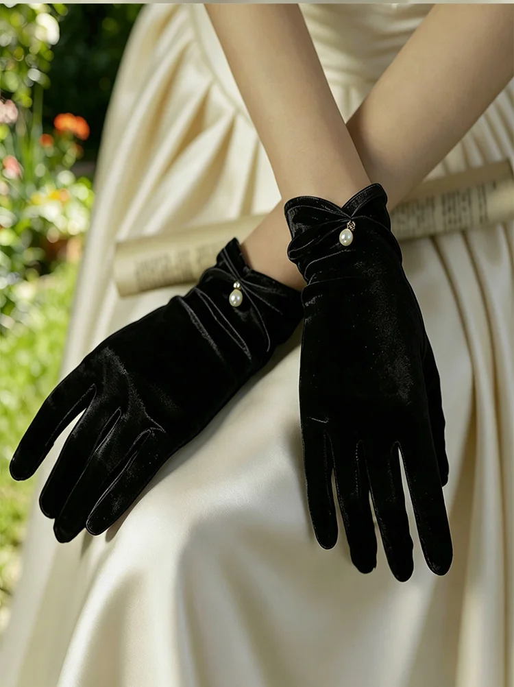 Bridal Gloves 1 Pair Wedding Dress Satin Short Style Elegant Black Retro White Red Wedding Silk Gloves