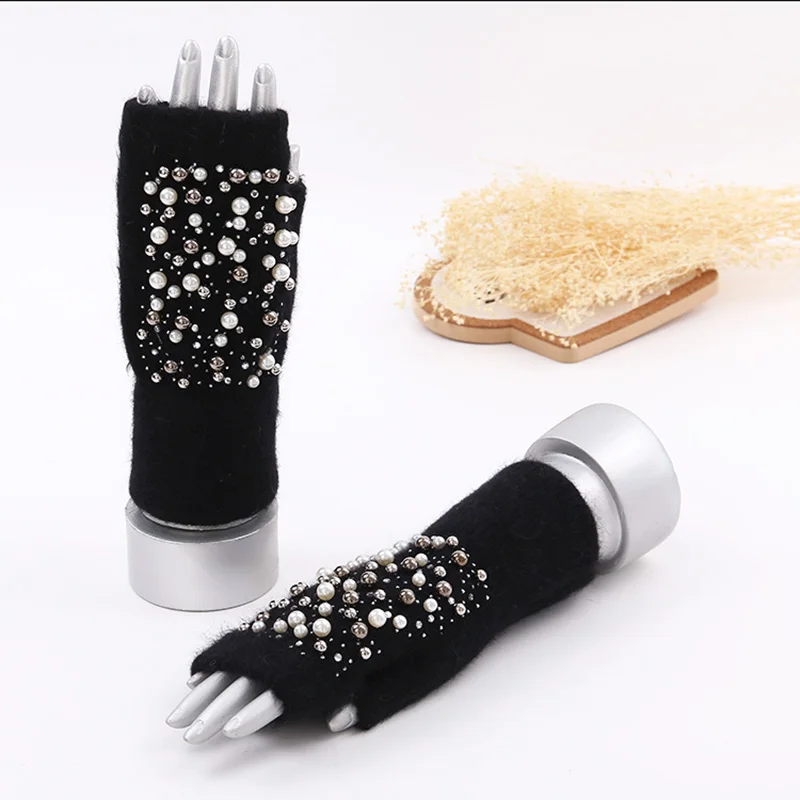 Winter Rabbit Fur Thicken Warm Knit Gloves Fashion Women Elasticity Diamonds Pearl Half Finger Touch Screen Gloves H22