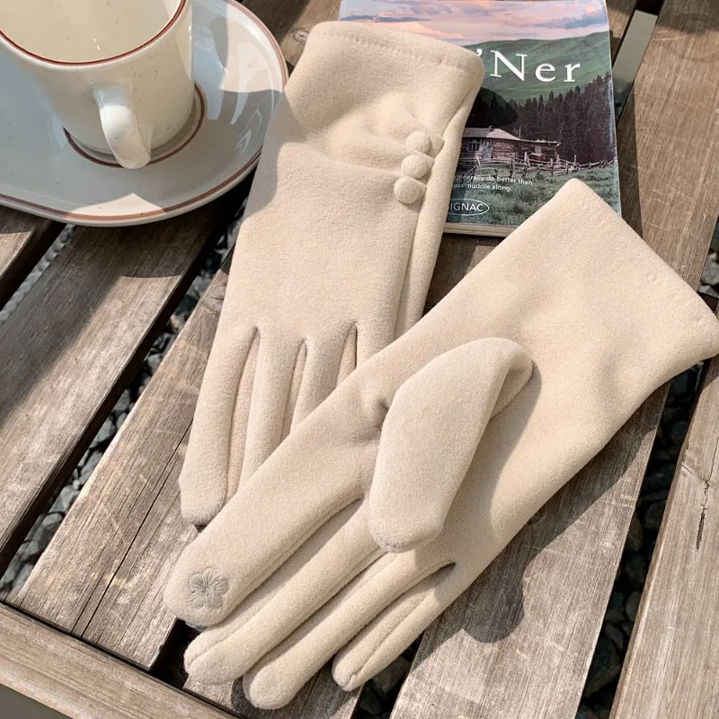 Fashion Simple Style Women Winter Keep Warm Touch Screen Thickened Button Decoration Gloves Outdoor All Match Windproof